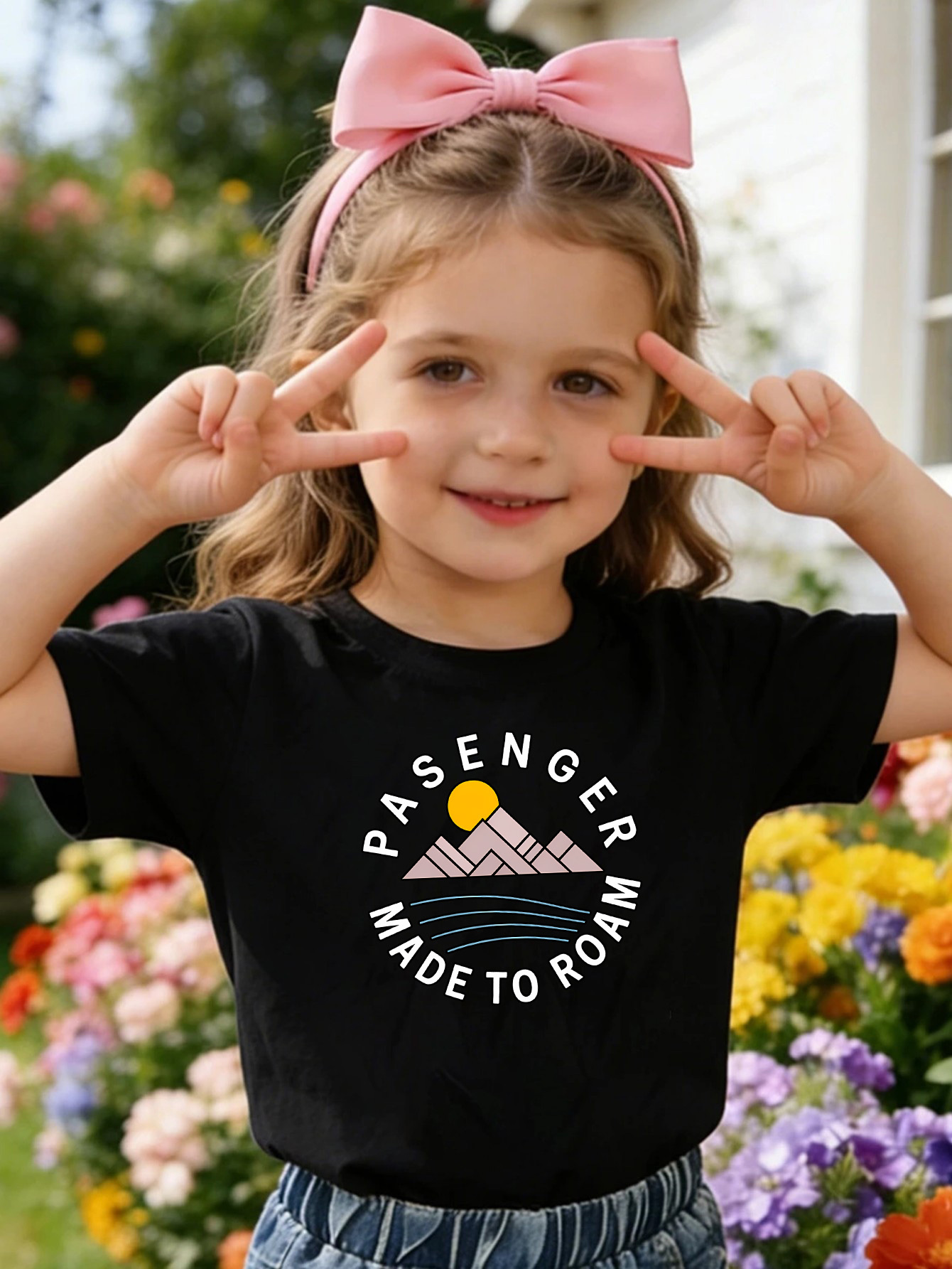 Outdoor Adventure Girl - Outdoor Mountain Adventure Tekstprint Kinder T-shirt