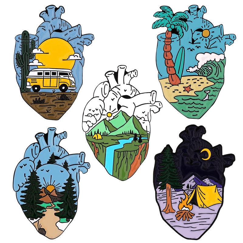 Outdoor Adventure Friends - Avontuurlijke hartvormige emaille pins, woestijn-, strand-,