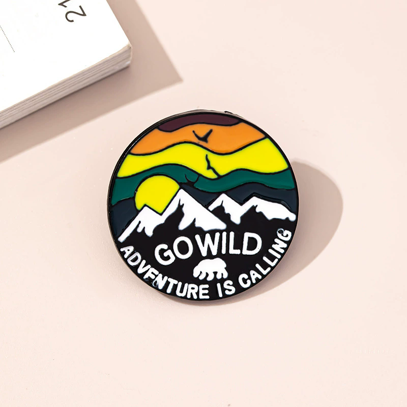 Outdoor Avontuur Emaille Pins  - Outdoor Adventure Friends recensie en prijs