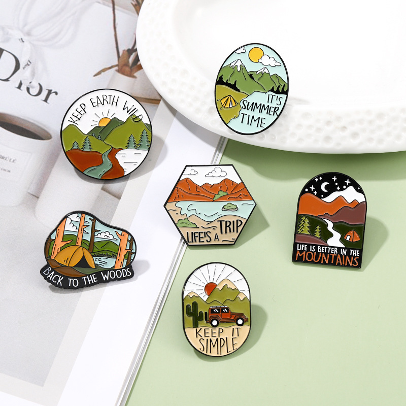 Outdoor Avontuur Emaille Pins  - Outdoor Adventure Friends recensie en prijs