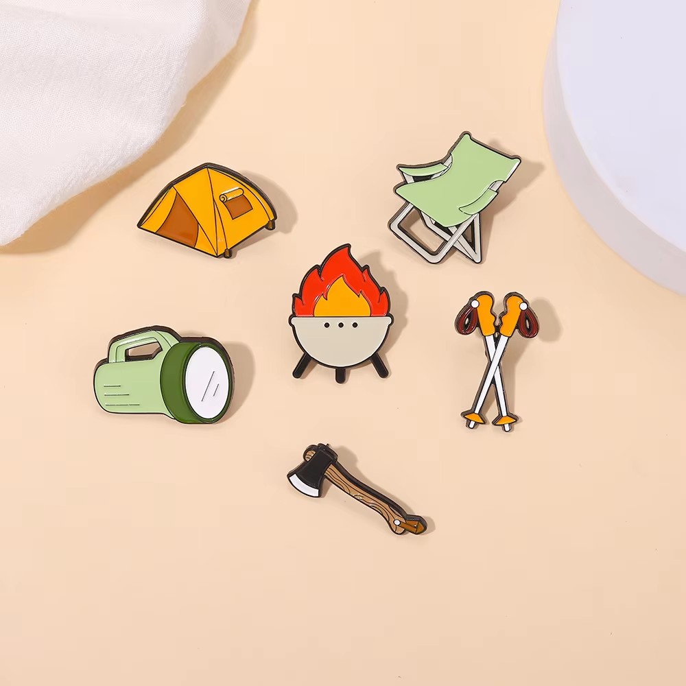 Outdoor Avontuur Emaille Pins  - Outdoor Adventure Friends recensie en prijs